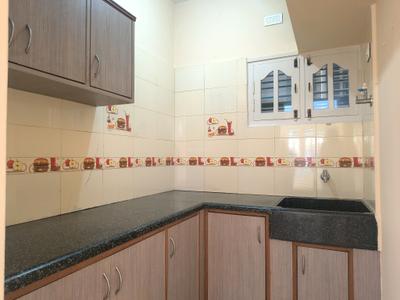 Kitchen Image of 850 Sq.ft 2 BHK Independent House for rent in Bellandur Bengaluru for Rs. 27000