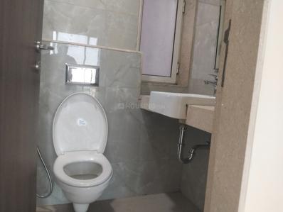 Bathroom Image of 1200 Sq.ft 2 BHK Apartment / Flat for sale in L And T Seawoods Residences Phase I, Seawoods Navi Mumbai for Rs. 27000000