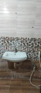 Bathroom Image of 1250 Sq.ft 2 BHK Apartment / Flat for rent in Hanamkonda Warangal for Rs. 16000