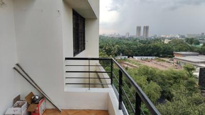 Image of 850 Sq.ft 2 BHK Apartment / Flat for sale in Kumar Paradise, Magarpatta City, Pune for Rs. 10000000