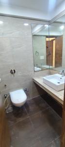 Image of 1000 Sq.ft 2 BHK Apartment / Flat for rent in K Raheja Vistas, Powai, Mumbai for Rs. 85000