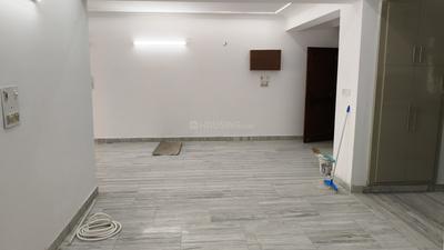 Living Room Image of 1950 Sq.ft 3 BHK Apartment / Flat for rent in Swaraj Homes Mothers Apartment, Sector 5 Dwarka New Delhi for Rs. 55000