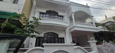 Gallery Cover Image of 3100 Sq.ft 4 BHK Villa for rent in Mahalakshmi Nagar for Rs. 75000