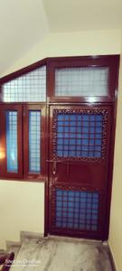 Balcony Image of 800 Sq.ft 2.5 BHK Builder Floor for rent in Vasundhara Ghaziabad for Rs. 15000