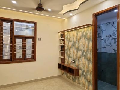 Bedroom Image of 800 Sq.ft 2 BHK Apartment / Flat for sale in Tara Nagar New Delhi for Rs. 6000000