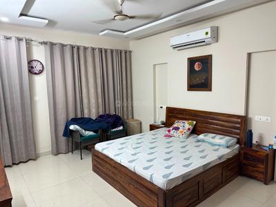 5 BHK Flat