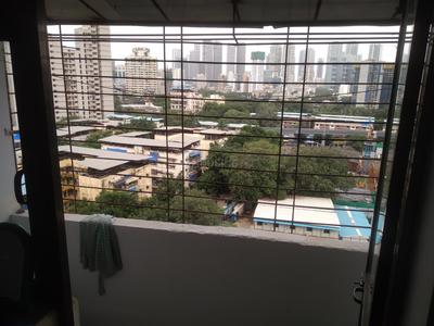 Balcony Image of 350 Sq.ft 1 BHK Apartment / Flat for rent in Dadar East Mumbai for Rs. 35000