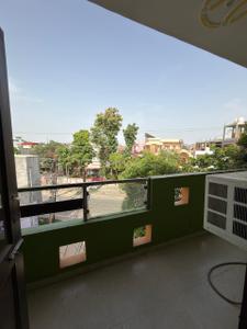 Balcony Image of 1300 Sq.ft 2 BHK Builder Floor for rent in George Town Allahabad for Rs. 21000