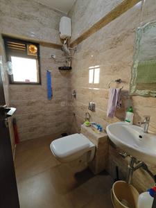 Bathroom Image of 850 Sq.ft 2 BHK Apartment / Flat for sale in Dadar East Mumbai for Rs. 35500000