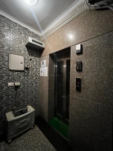 Lift Image of 8000 Sq.ft 12 BHK Builder Floor for sale in Jamia Nagar New Delhi for Rs. 132500000