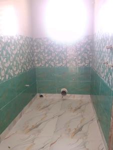 Common Bathroom Image of 1000 Sq.ft 3 BHK Apartment / Flat for sale in Nayabad Kolkata for Rs. 4200000