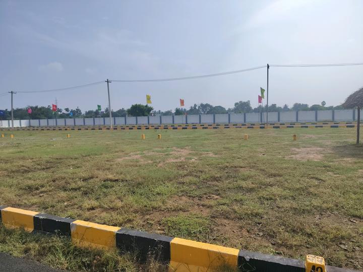 Golden Square Main Image 1