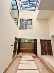 Balcony Image of 6000 Sq.ft 5 BHK Independent House for rent in Raja Annamalai Puram Chennai for Rs. 500000