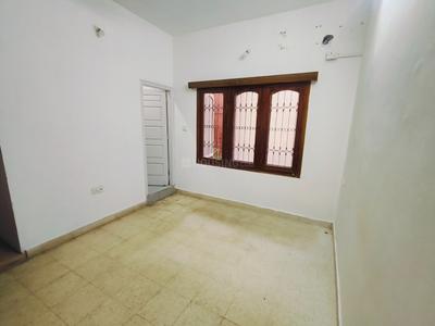 Bedroom Image of 1100 Sq.ft 2 BHK Builder Floor for rent in Indira Nagar Bengaluru for Rs. 35000
