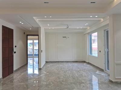 Living Room Image of 2700 Sq.ft 4 BHK Builder Floor for sale in Rajouri Garden New Delhi for Rs. 55000000