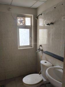 Bathroom Image of 1300 Sq.ft 4 BHK Apartment / Flat for sale in BPTP Park Elite Premium, Sector 84 Faridabad for Rs. 12800000
