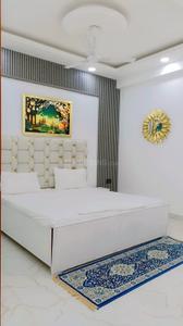 Bedroom Image of 987 Sq.ft 2 BHK Apartment / Flat for sale in Royal Residency, Sector 130 Noida for Rs. 6000000