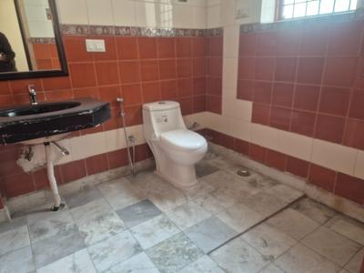 Image of 3000 Sq.ft 5 BHK Independent House for rent in Sector 49, Noida for Rs. 60000