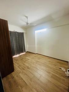 Bedroom Image of 760 Sq.ft 2 BHK Apartment / Flat for rent in Pramukh Praise, Sargasan Gandhinagar for Rs. 23000