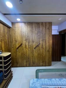 Bedroom Image of 1200 Sq.ft 2 BHK Apartment / Flat for rent in City Light Surat for Rs. 32000
