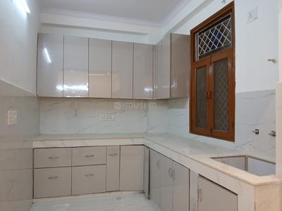 Kitchen Image of 950 Sq.ft 2 BHK Apartment / Flat for sale in Shalimar Garden Ghaziabad for Rs. 4200000