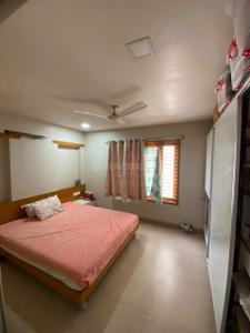 Bedroom Image of 1500 Sq.ft 3 BHK Apartment / Flat for sale in Vastrapur Ahmedabad for Rs. 9500000