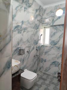 Bathroom Image of 1500 Sq.ft 3 BHK Apartment / Flat for sale in DDA Sector Pocket B C, Vasant Kunj New Delhi for Rs. 45000000