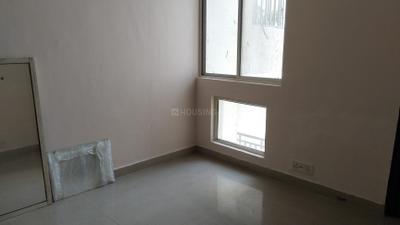Bedroom Image of 1700 Sq.ft 3 BHK Apartment / Flat for rent in Paramount Symphony, Crossings Republik Ghaziabad for Rs. 25000