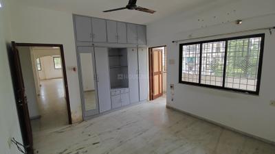 Bedroom Image of 1694 Sq.ft 3 BHK Apartment / Flat for rent in Shivaji Nagar Nagpur for Rs. 40000