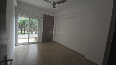 Bedroom Image of 1695 Sq.ft 3 BHK Apartment / Flat for sale in Gulshan Ikebana, Sector 143 Noida for Rs. 23000000