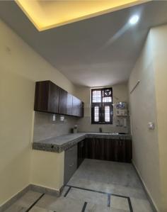 Kitchen Image of 2000 Sq.ft 3 BHK Builder Floor for rent in Sector 17 Gurgaon for Rs. 64900