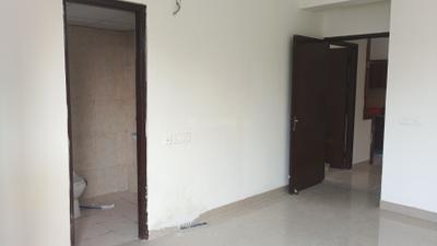Bedroom Image of 1700 Sq.ft 3 BHK Apartment / Flat for sale in Amrapali Heartbeat City IV, Sector 107 Noida for Rs. 19085000