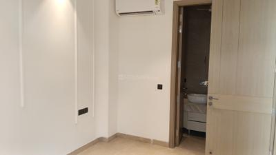 Bedroom Image of 1240 Sq.ft 3 BHK Builder Floor for sale in East Of Kailash New Delhi for Rs. 47500000