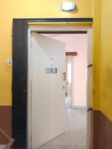 Main Entrance Image of 1390 Sq.ft 4 BHK Apartment / Flat for rent in Santoshpur Kolkata for Rs. 30000