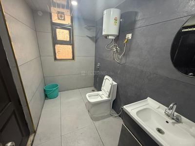 Bathroom Image of 1746 Sq.ft 3 BHK Apartment / Flat for sale in Jaipuria Sunrise Greens, Nabha Zirakpur for Rs. 9500000