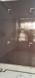 Image of 811 Sq.ft 1 BHK Independent House for rent in Sector 5, Gurgaon for Rs. 15000