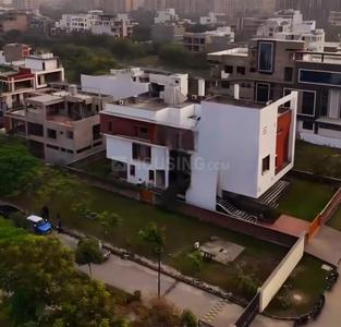 Image of 15000 Sq.ft 6 BHK Independent House for sale in Emaar Gomti Greens, Gomti Nagar, Lucknow for Rs. 160000000