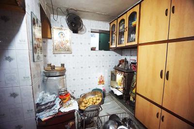 Kitchen Image of 1350 Sq.ft 3 BHK Independent House for sale in Ghodasar Ahmedabad for Rs. 12000000