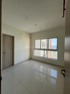 Hall Image of 990 Sq.ft 3 BHK Apartment / Flat for sale in The Atmosphere, Mulund West Mumbai for Rs. 36000000