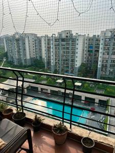 Balcony Image of 1600 Sq.ft 3 BHK Apartment / Flat for rent in Grand Omaxe, Sector 93B Noida for Rs. 43900