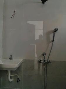 Bedroom Two Image of 880 Sq.ft 2 BHK Apartment / Flat for sale in Perungudi Chennai for Rs. 6925000