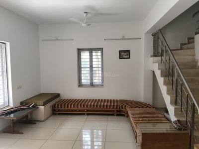 Living Room Image of 2250 Sq.ft 3.5 BHK Independent House for sale in Shilp Yogeshwar Bungalows, Thaltej Ahmedabad for Rs. 28000000