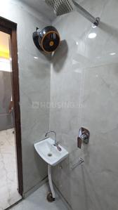 Image of 900 Sq.ft 3 BHK Builder Floor for sale in Laxmi Nagar, New Delhi for Rs. 9500000