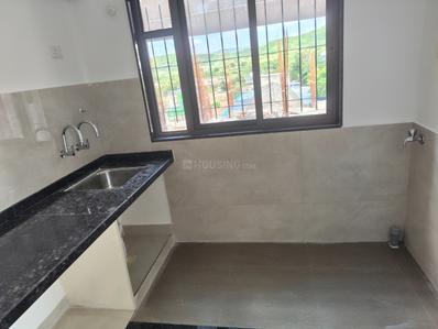 Kitchen Image of 700 Sq.ft 2 BHK Apartment / Flat for rent in Excellaa Florence, Pirangut Pune for Rs. 15000