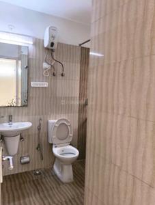 Bathroom Image of 2400 Sq.ft 4.5 BHK Apartment / Flat for sale in Tulip Ivory, Sector 70 Gurgaon for Rs. 30000000