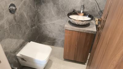 Image of 670 Sq.ft 1.5 BHK Apartment / Flat for sale in Ssvarna Skypark Residences, Goregaon East, Mumbai for Rs. 15000000