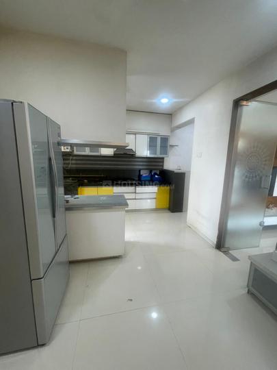 Arista Belvista Kitchen 1