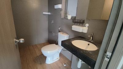 Image of 900 Sq.ft 2 BHK Apartment / Flat for rent in Kalpataru Paramount, Thane West, Thane for Rs. 45000