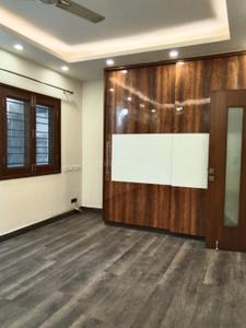 Bedroom Image of 2400 Sq.ft 4 BHK Apartment / Flat for sale in DDA Sector B Pocket 9, Vasant Kunj New Delhi for Rs. 47500000