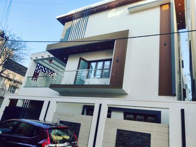 6 BHK Independent House